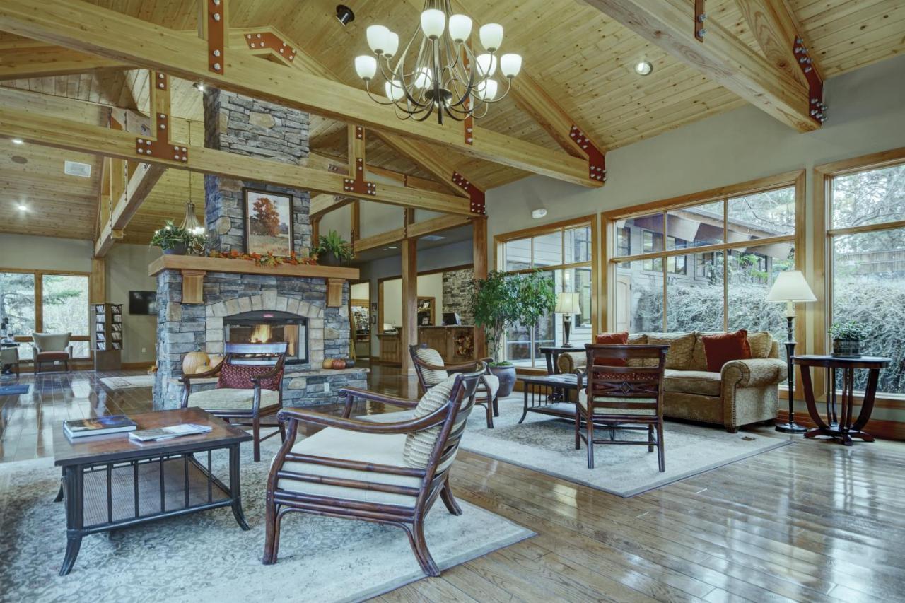 Seventh Mountain Resort 3*