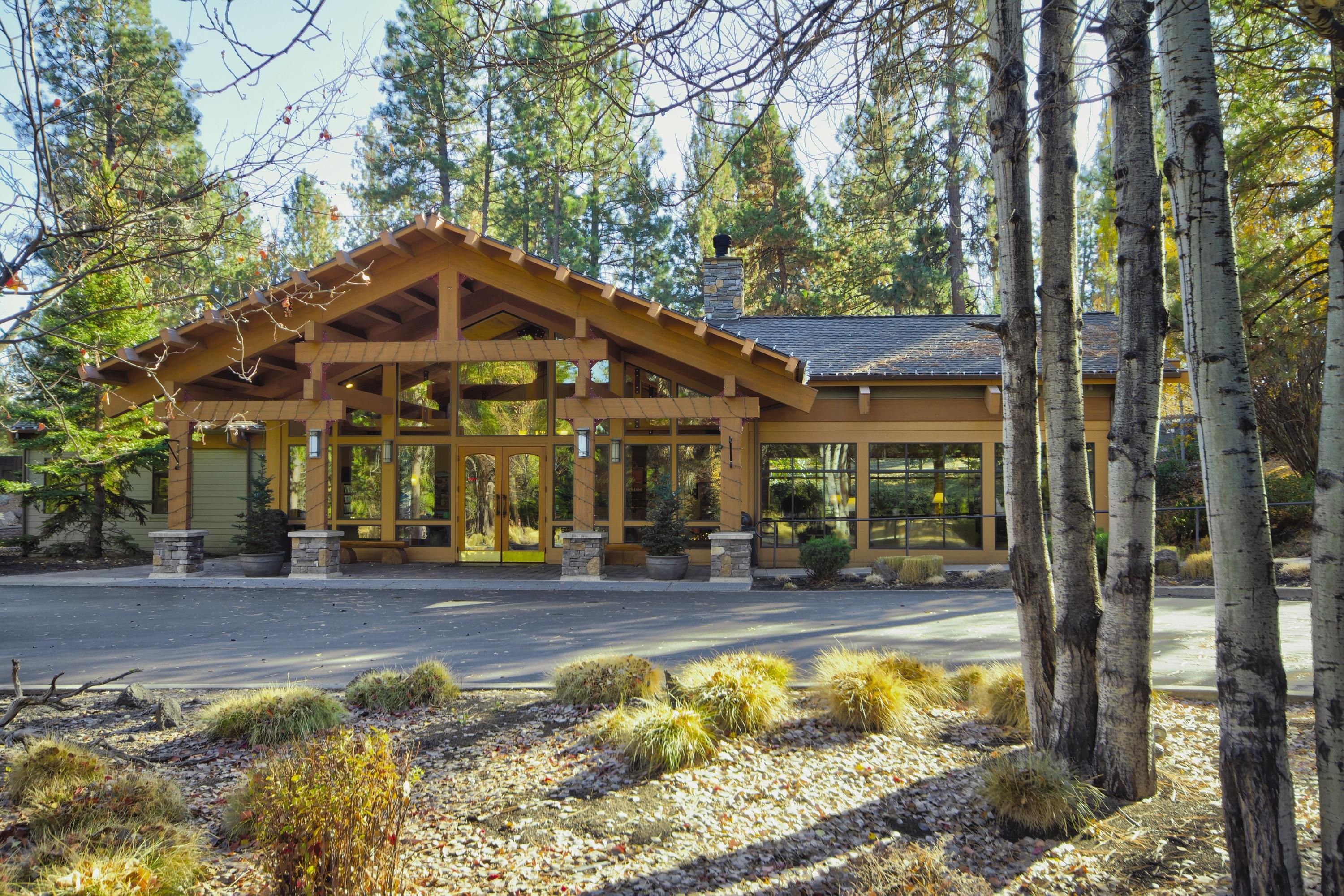 Seventh Mountain Resort