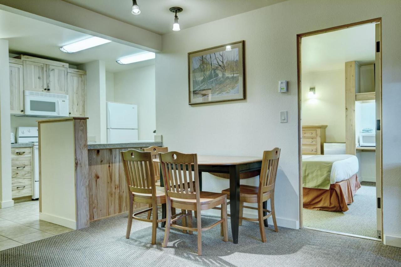 Seventh Mountain Resort Deschutes River Woods