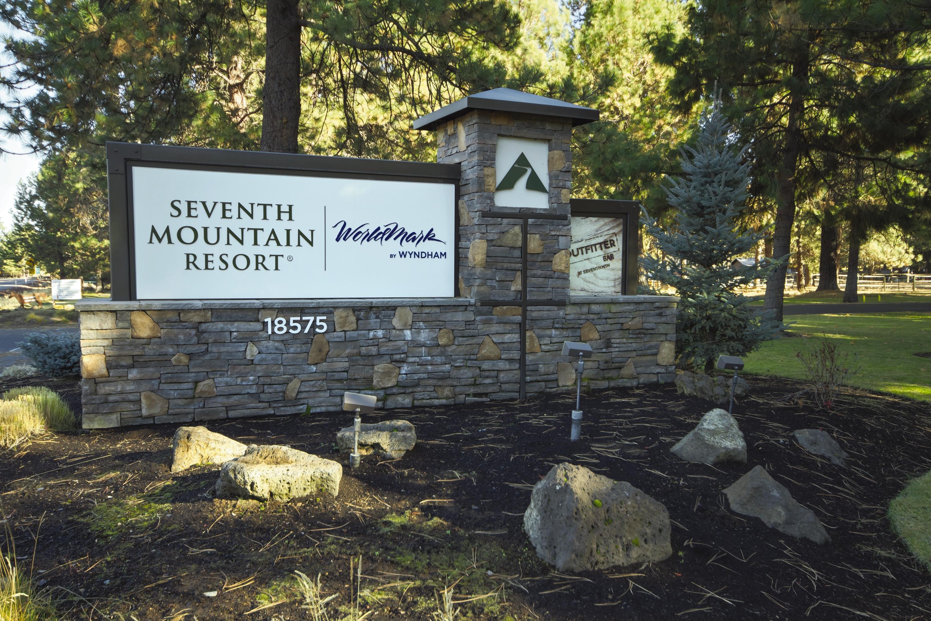 Seventh Mountain 3* Deschutes River Woods