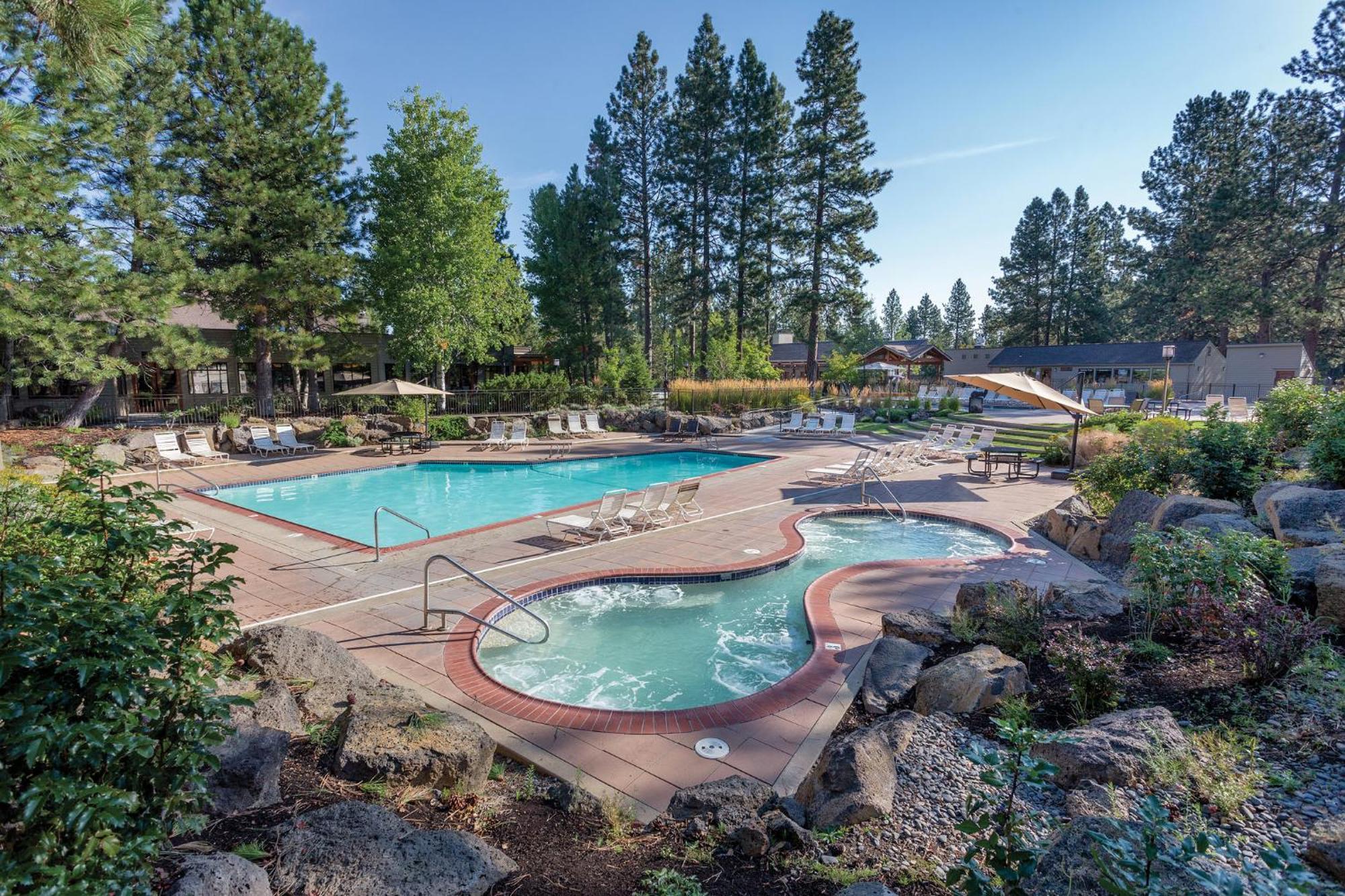 Seventh Mountain Resort 3*